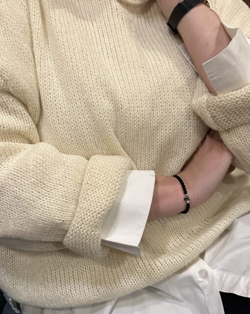 Ręcznie robiony sweter vanilla Polly